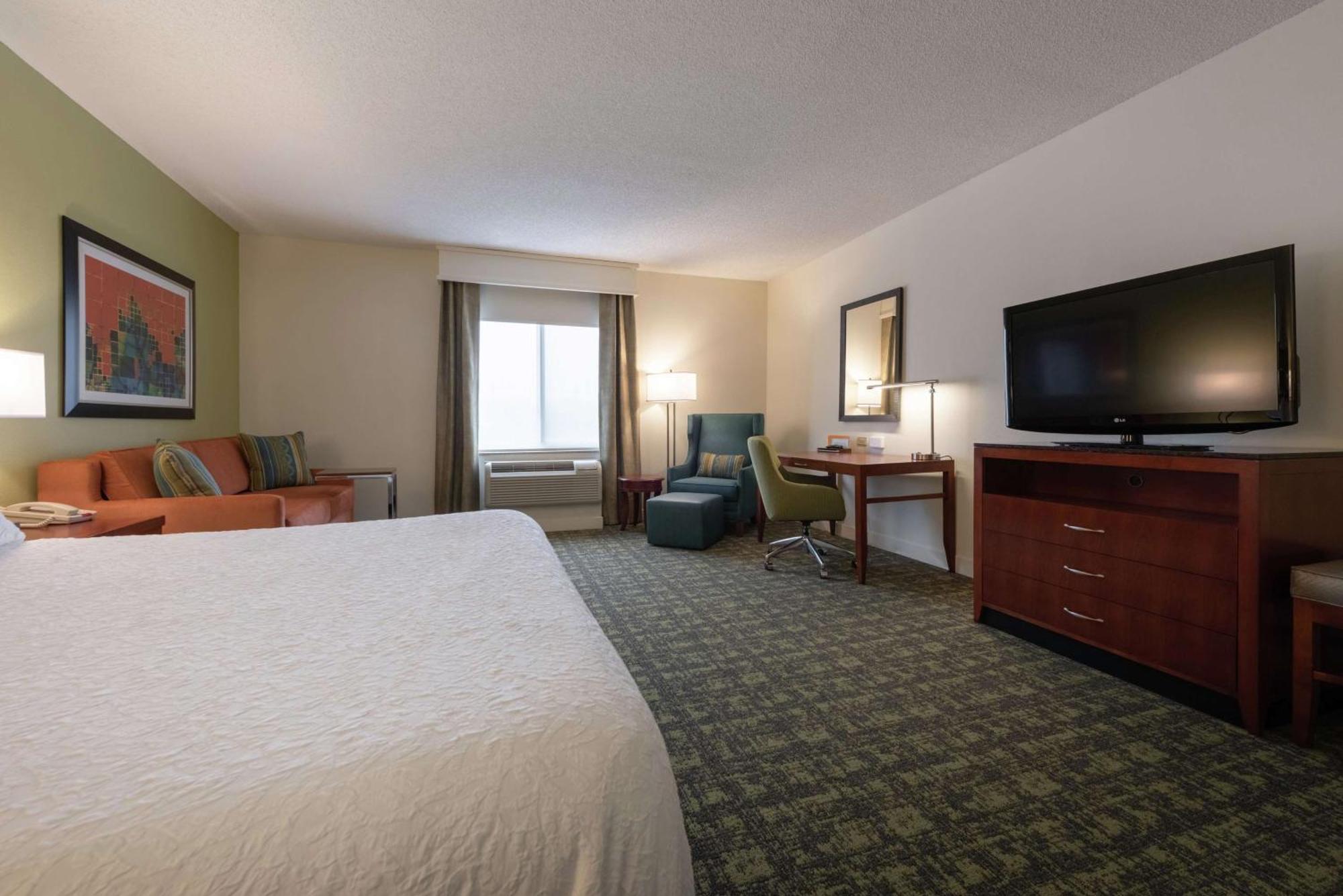 Hilton Garden Inn Meridian Exterior photo