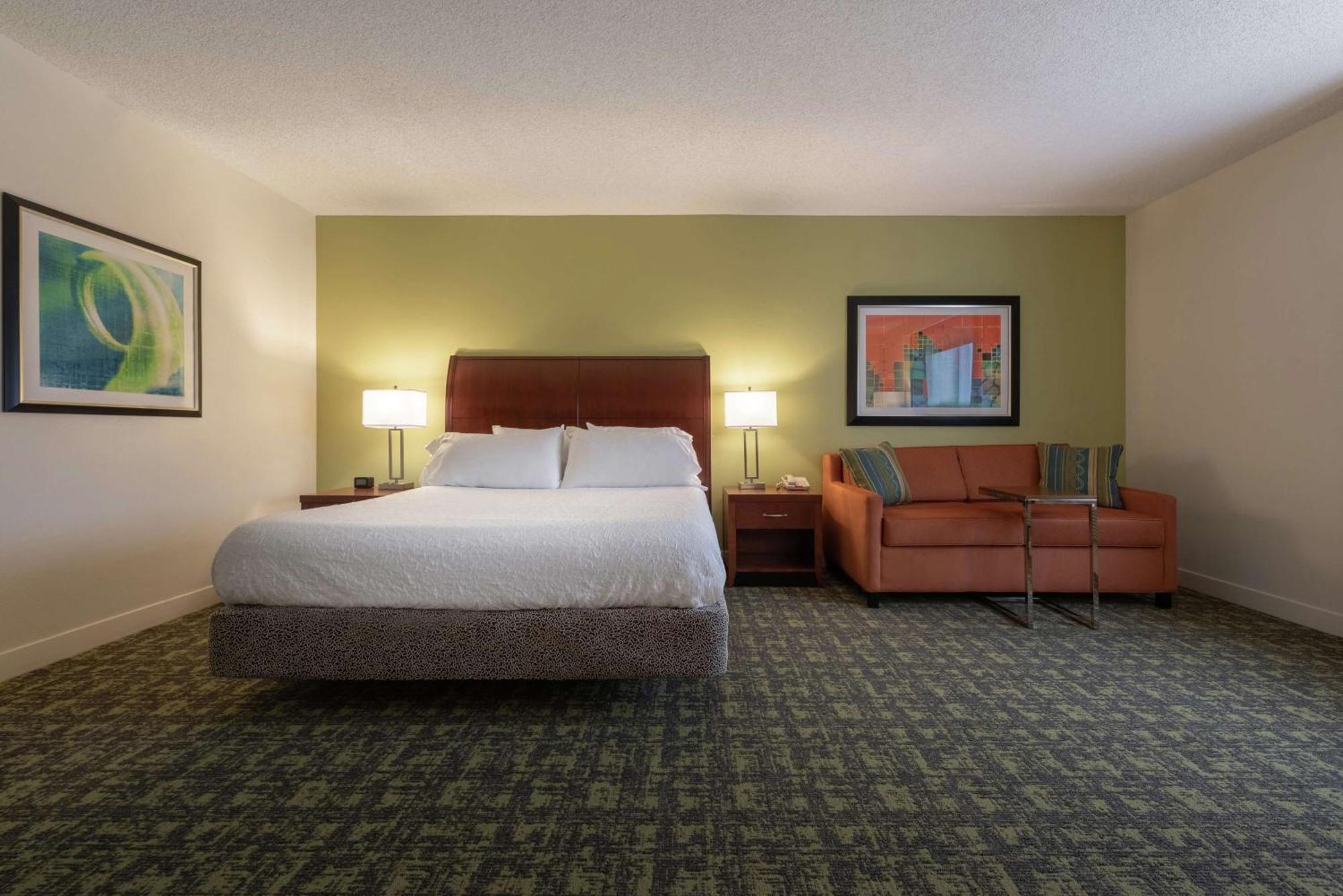 Hilton Garden Inn Meridian Exterior photo