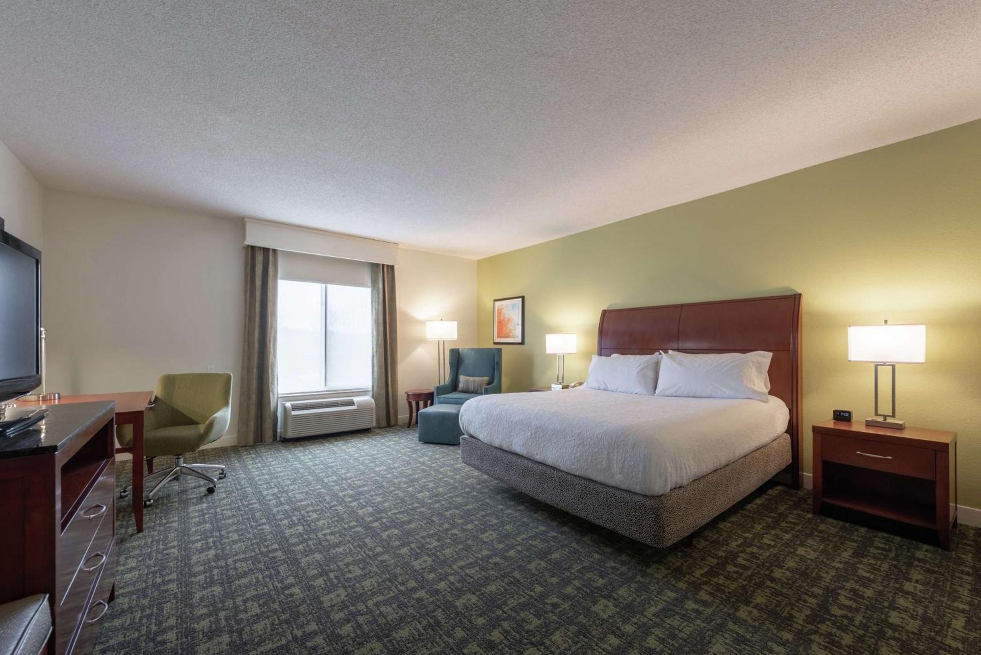 Hilton Garden Inn Meridian Exterior photo