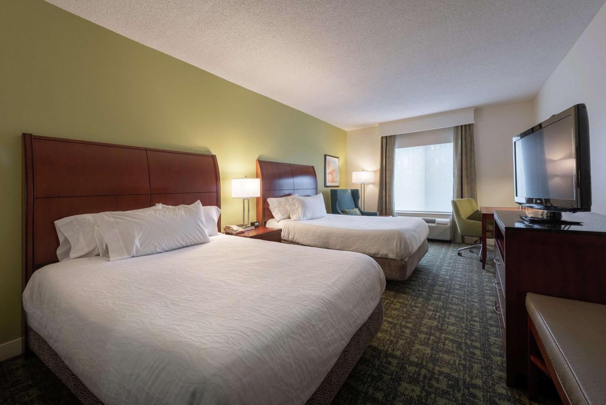 Hilton Garden Inn Meridian Exterior photo