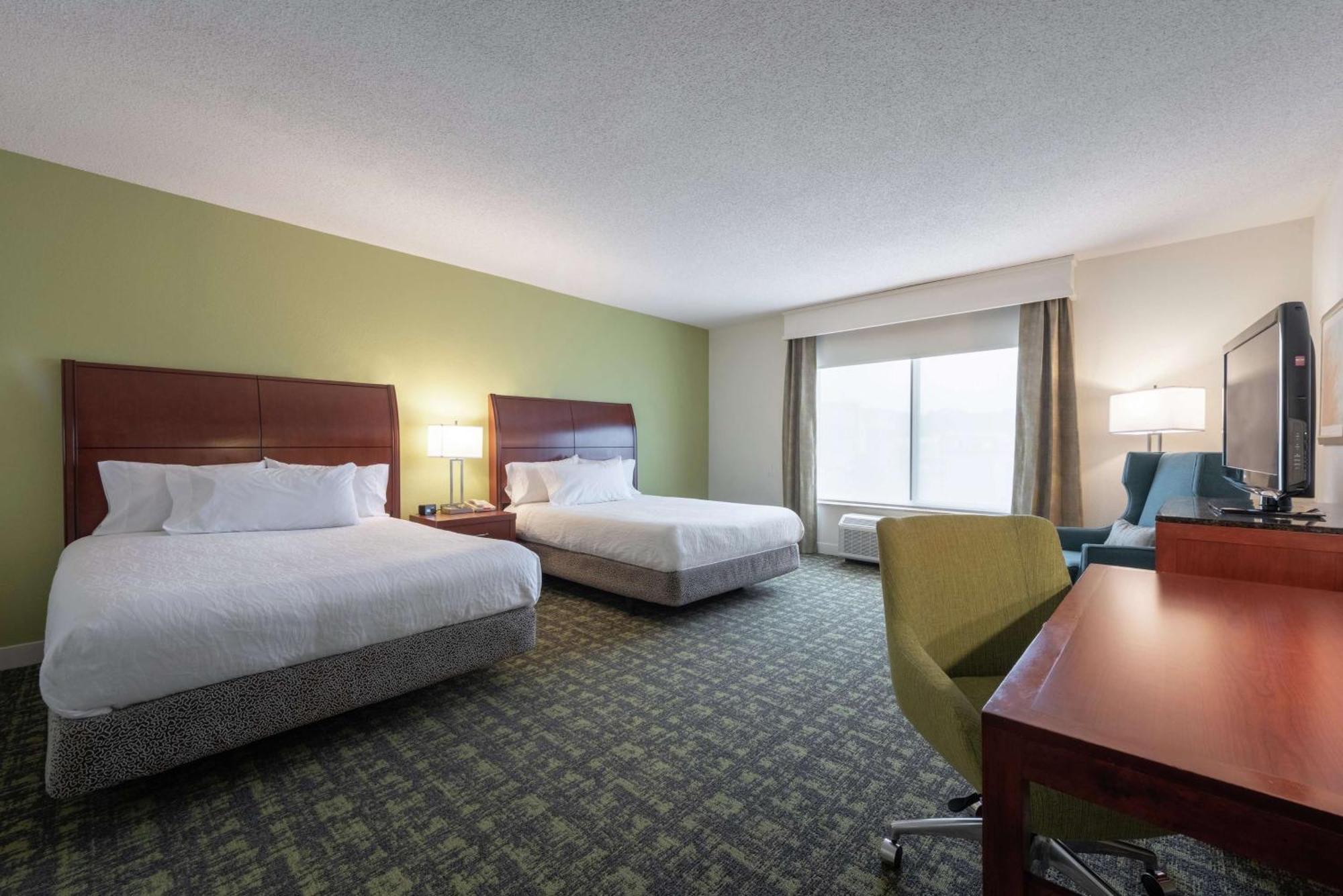 Hilton Garden Inn Meridian Exterior photo